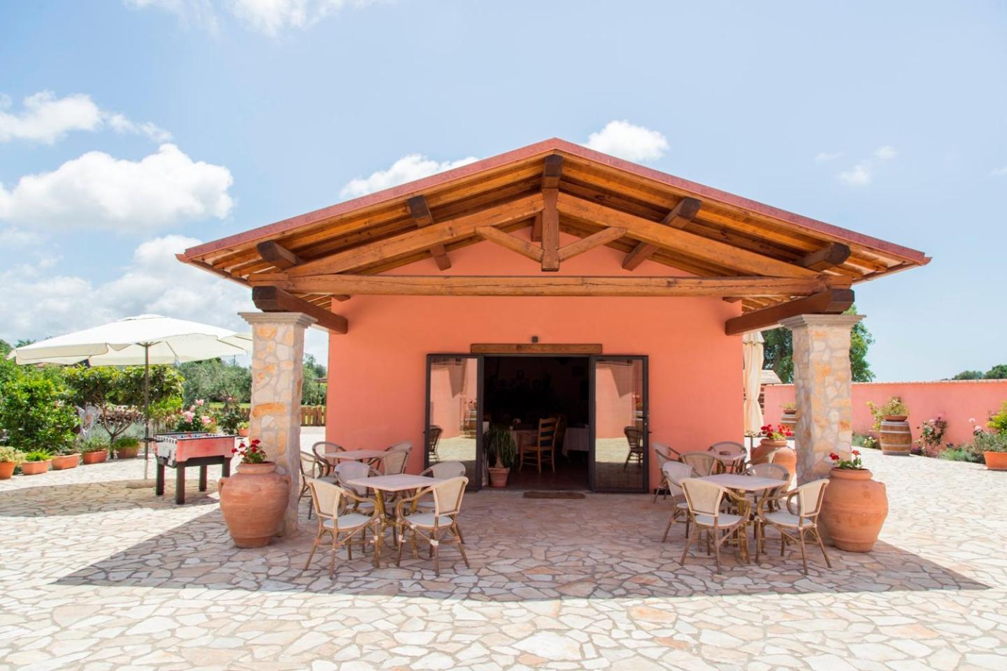 Casale La Rovere มอนตัลโต ดิ กัสโตร ภายนอก รูปภาพ